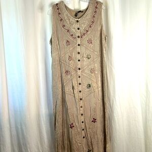 Kaaku Lightweight Maxi Dress